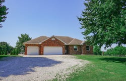 258 State Highway 32, Buffalo, MO 65622