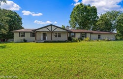 1299 Tazewell Pike, Corryton, TN 37721
