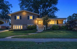 15124 Hillside Avenue, Oak Forest, IL 60452