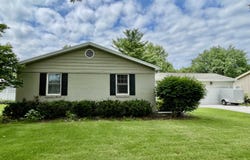 2315 Navajo Court, Janesville, WI 53545