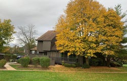 17 Westgate Drive, Edison, NJ 08820
