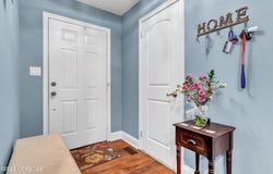 11 Kennedy Court, Middletown, NJ 07748