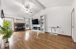 1050 Twilight Dr, NorthLiberty, IA 52317
