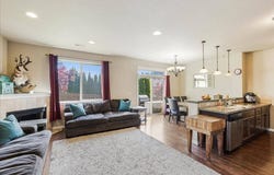 750 NE Cascadia Ridge Dr, Estacada, OR 97023