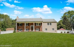 390 Iron Bridge Road, Freehold, NJ 07728