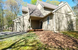 355 Windy Bush Road, Pocono Pines, PA 18350