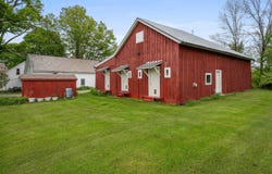 776 Arnold District Road, Brandon, VT 05733