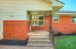 924 N 6th Avenue, Purcell, OK 73080