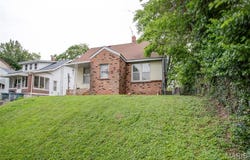1915 Jersey Street, Alton, IL 62002