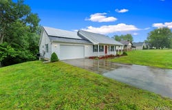 1910 Bainbridge Road, Jackson, MO 63755