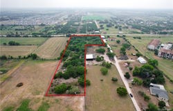 1015 N Shary Road, Alton, TX 78573