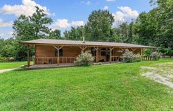 16890 Hurt Road, Sulphur Springs, AR 72768