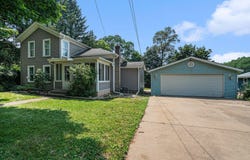 327 N Clark Street, Centreville, MI 49032