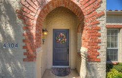4304 S Redwood Avenue, Broken Arrow, OK 74011