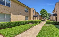 5829 Sandhurst Lane, Dallas, TX 75206