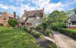 59 Ordale Blvd, Mt Lebanon, PA 15228