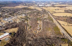 850 COMMERCE RD, STAUNTON, VA 24401