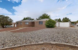 9817 Pitt Place NE, Albuquerque, NM 87111