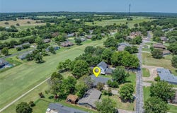 310 Navajo Trail, Gainesville, TX 76240