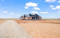 9425 County Rd 5330, Shallowater, TX 79363