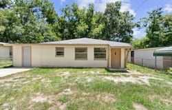 9043 8TH Avenue, Jacksonville, FL 32208