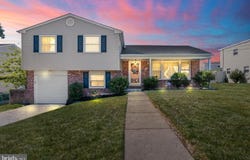 12 COLGATE DRIVE, CHERRY HILL, NJ 08034