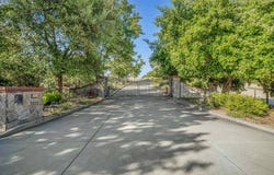5885 Bruce Dr, Danville, CA 94506