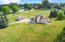 7330 Kalamazoo Avenue SE, Caledonia, MI 49316