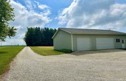 295 County Highway 8 Highway, Congerville, IL 61729