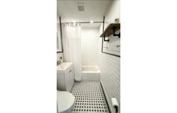27 E Lincoln Avenue, Massapequa, NY 11758