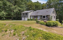 3 Greenwood Lane, Lewiston, ME 04240