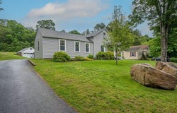 13 George St, Oxford, MA 01540