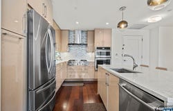 150 Henley Place 405, Weehawken, NJ 07086