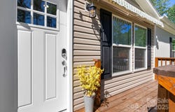102 Kiwassa Lane, Hendersonville, NC 28792