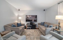 274 Woodlawn Avenue, Albany, NY 12208