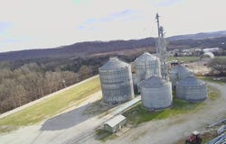 101 Bourbon Drive, Lebanon, KY 40033