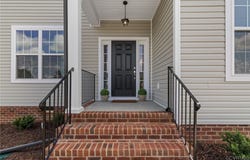 1912  Woodland Trl, Farmville, VA 23901