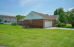 370 S BROADWAY, PENNSVILLE, NJ 08070