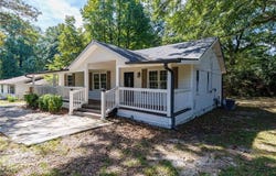 5946 Dodgen Road SW, Mableton, GA 30126