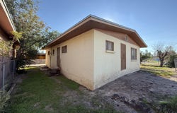211 E Corpening Avenue, La Mesa, NM 88044