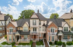 4151 ROYAL MEWS Circle, Naperville, IL 60564