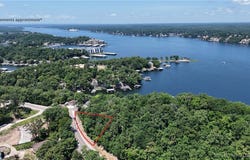 Deepwater Drive, Lake Ozark, MO 65049