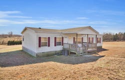 8869 Highway 293 S, Providence, KY 42450