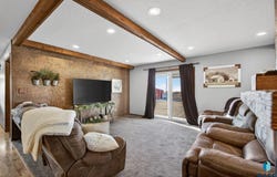 46633 278th St, Lennox, SD 57039
