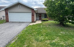 5630 Pointe Drive, Hammond, IN 46320