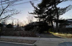217 hempstead avenue, malverne, NY 11565