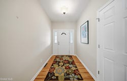 24 Morocco Lane, Schenectady, NY 12304