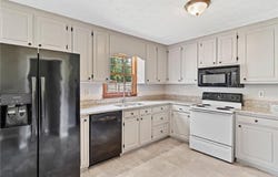 58 6th Avenue W, Dallas, GA 30157