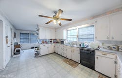 1016 Morgan Avenue, Chattahoochee, FL 32324