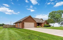 468 Whisper Woods Drive, Somerset, KY 42503